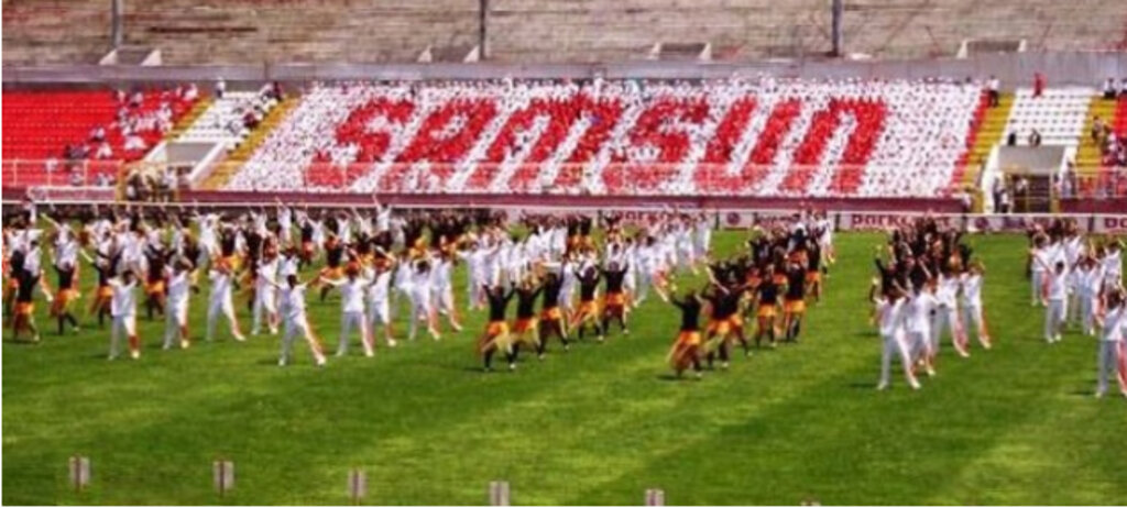 Samsun'da geçmişten bugün 19 Mayıs kutlamalarından fotoğraflar
