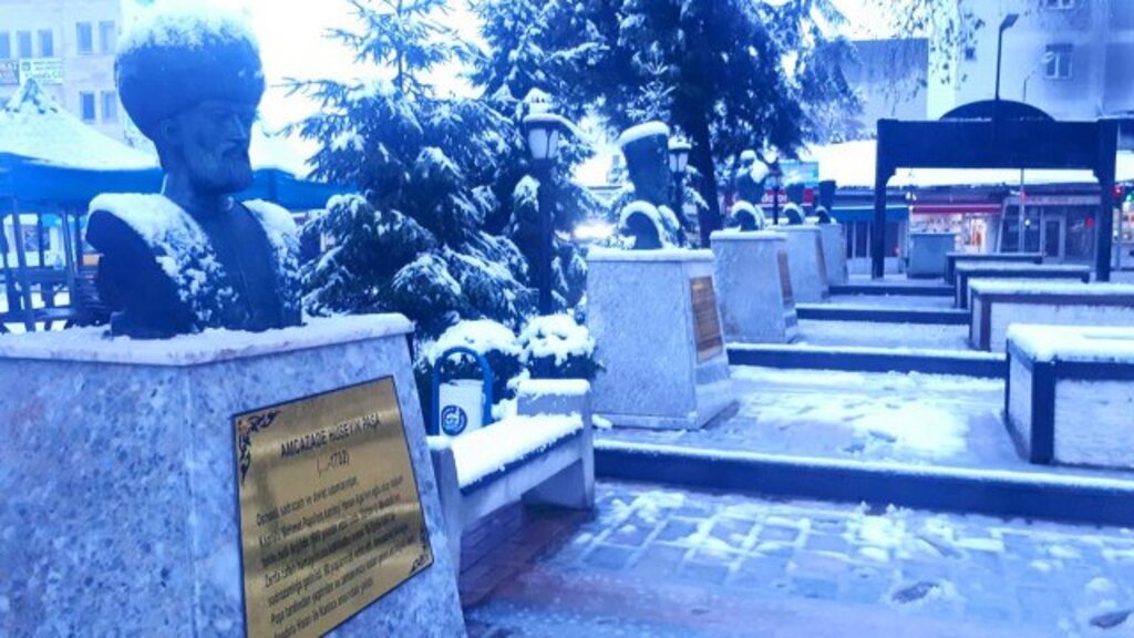 Samsun'un Vezirköprü ilçesinden kartpostallık kar manzaraları