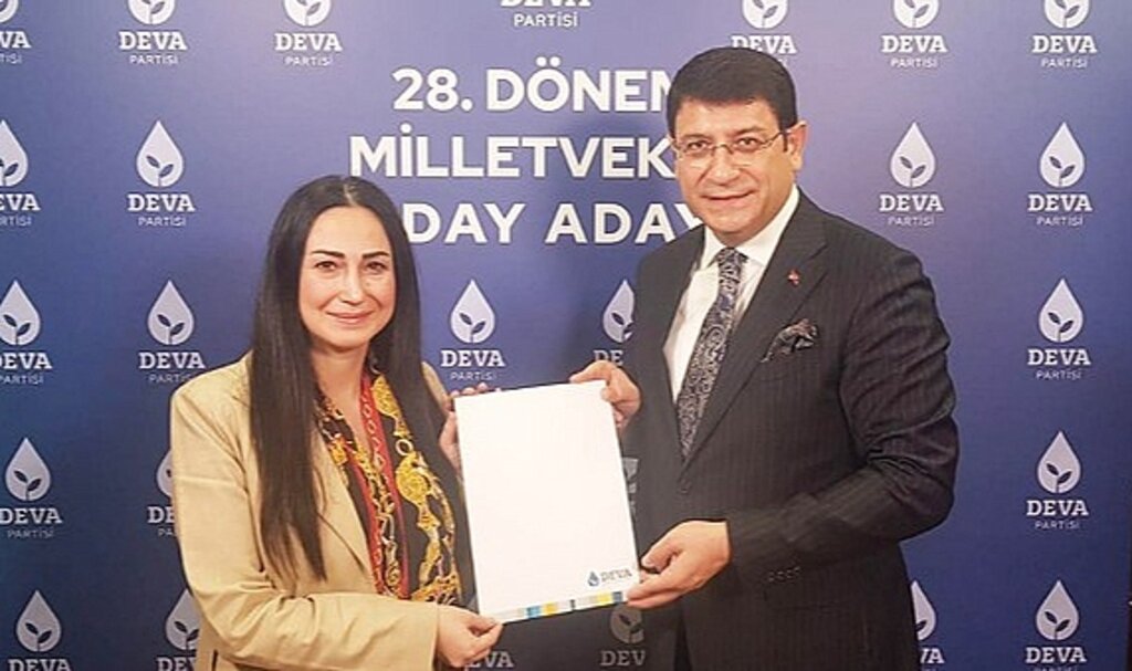 Kebire Birer Türk milletvekili aday adaylığı başvurusunu genel merkeze yaptı