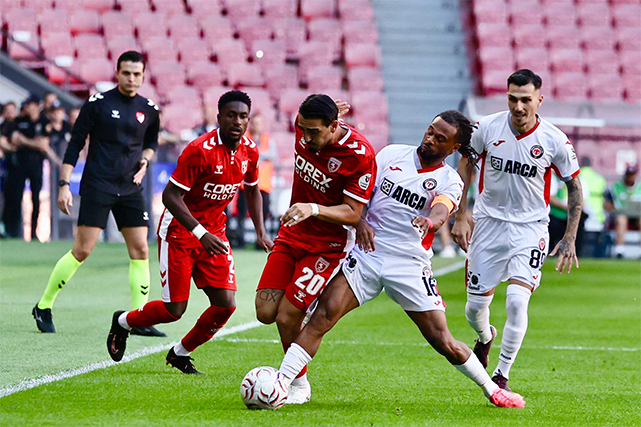 Samsunspor'da-tarihi-hezimet!-Çorumspor'a-5-1-yenildiler!